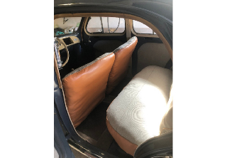 Renault 4 cv 1952 gris anthracite