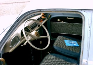 RENAULT DAUPHINE 1959 BLEU