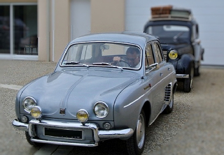 Renault DAUPHINE ONDINE 1961 GRIS METAL