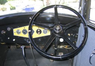 RENAULT KZ5 1931 BLEU ET NOIR