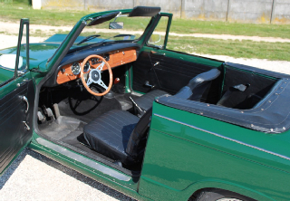 Triumph Herald 1971 vert