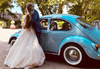 Volkswagen Coccinelle 1973 bleu ciel