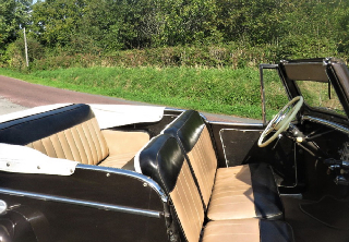 Willis Jeepster VJ2 1948 Marron